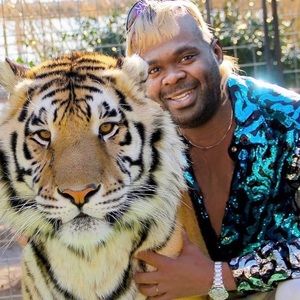 Meet your Posher, Isaac